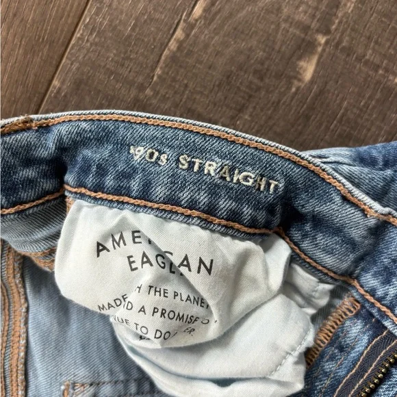 American Eagle Outfitters Light Blue Straight Leg Jeans - Picture 4 of 5